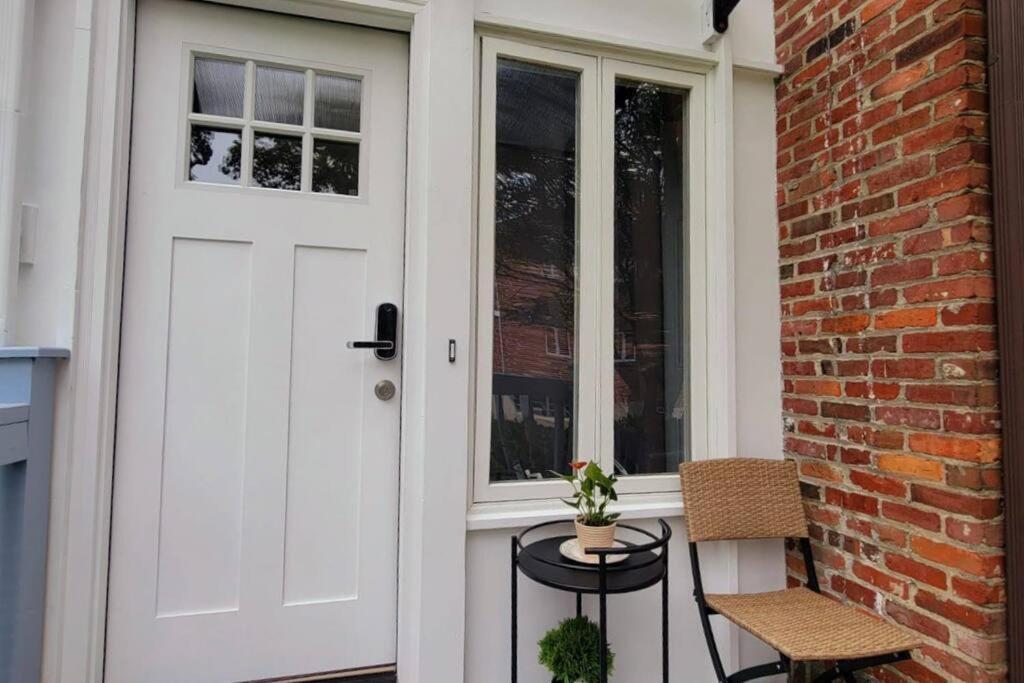 Unique & Peaceful Boston Home Kültér fotó
