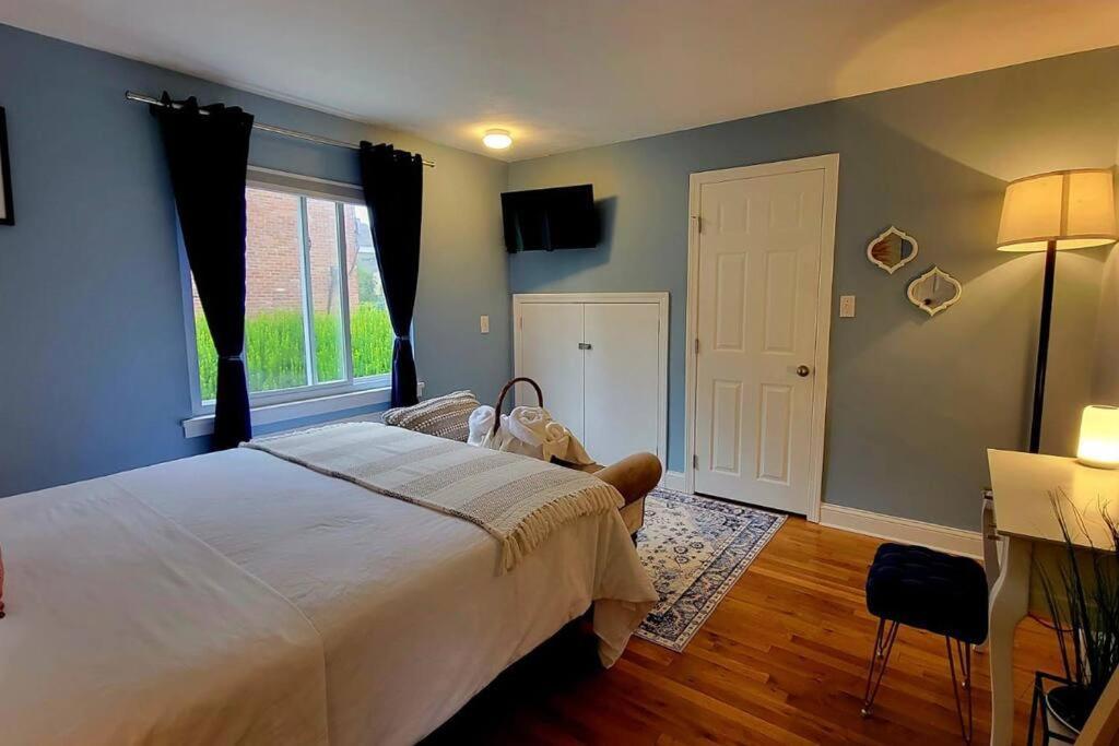 Unique & Peaceful Boston Home Kültér fotó