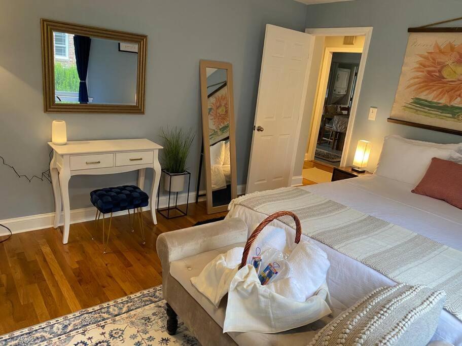 Unique & Peaceful Boston Home Kültér fotó